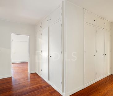 Apartamento T3, com estacionamento em Cascais e Estoril - Photo 3