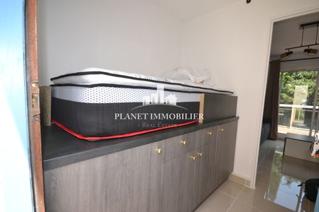 LOCATION GOLFE JUAN STUDIO MEUBLE A L'ANNEE AVEC PARKING - Photo 3