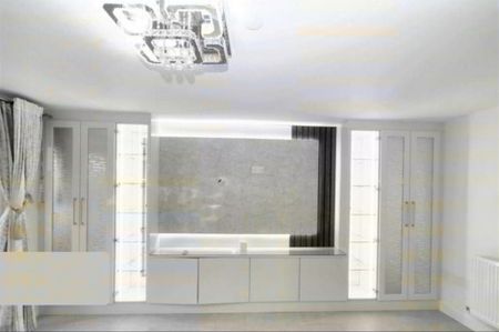4 bedroom terraced house to rent - Photo 2