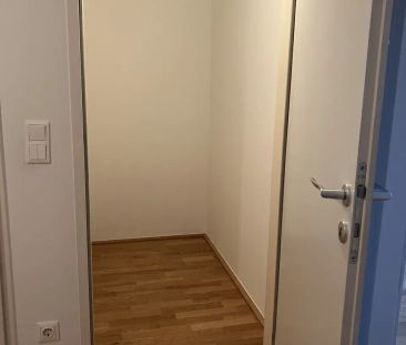 UNBEFRISTET: Ruhige 2-Zimmerwohnung mit Blick in den Garten - Photo 4