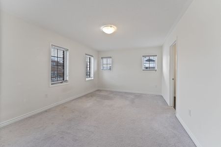 For Lease - 92 Callandar Road, Brampton, Ontario - Photo 3