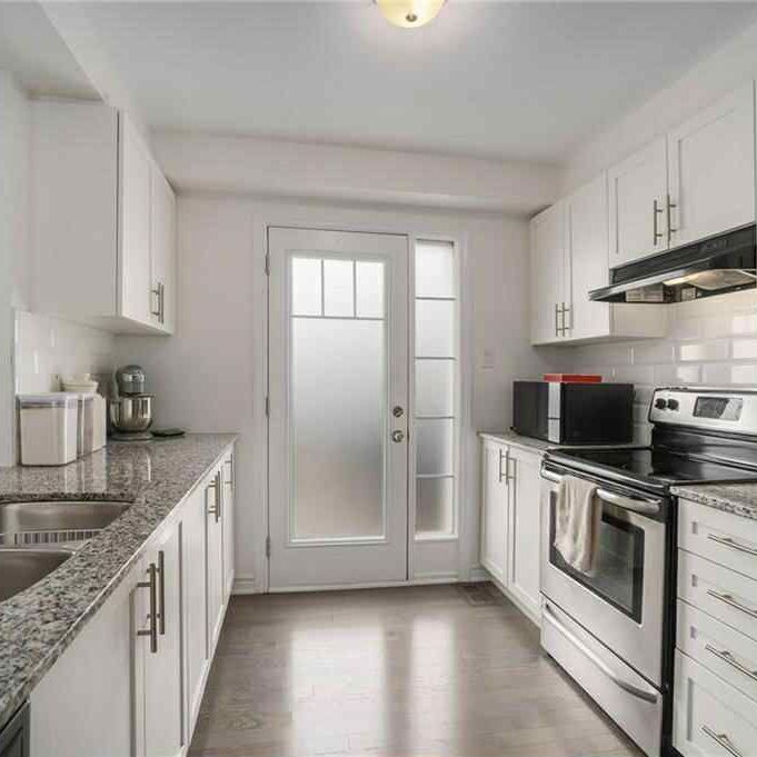 For Lease - 596 Foxlight Circle, Kanata, Ontario - Photo 1