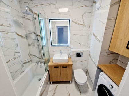 Trzypokojowy apartament w samym sercu Katowic. - Zdjęcie 4