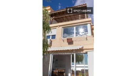 4 room luxury Flat for rent in La Condomina, Valencia - Photo 5