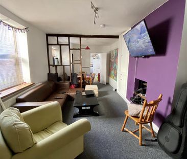 Hill Park Crescent, Plymouth - Photo 1