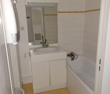 Location Appartement 1 pièce Meublé 29m² VALENCE 26000 - Photo 4