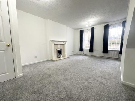 3 bedroom semi-detached house to rent - Photo 2