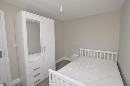 1 bedroom house of multiple occupation to rent - Photo 4