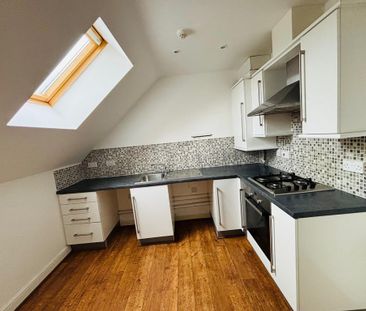 2 bedroom apartment to rent - Photo 4