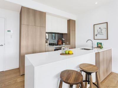 Executive style living with Chatswood CBD on its doorstep - Photo 5