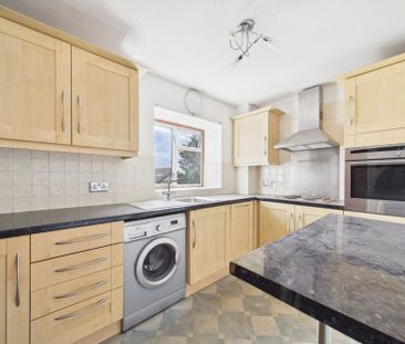 Edgell Road, Staines-upon-Thames, Surrey,TW18 - Photo 6