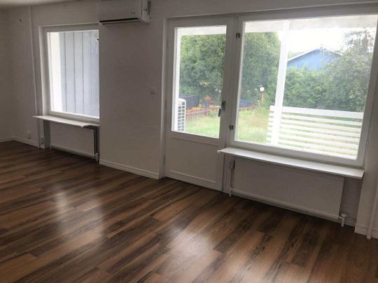 Ängsvägen, Kungsör - Foto 1