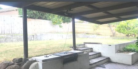 Family Home in a Convenient Location - Photo 4