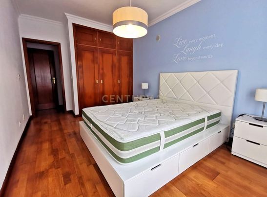 Algueirão-Mem Martins, Lisbon - Photo 1