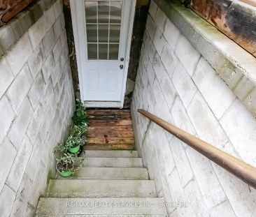 24 Vivians Crescent #BASEMENT - Photo 1