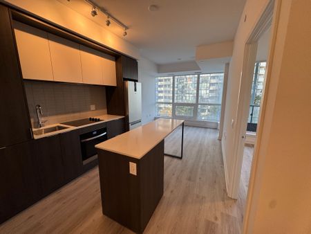 For Lease - 395 Square One Drive Unit# 318, Mississauga, Ontario - Photo 3