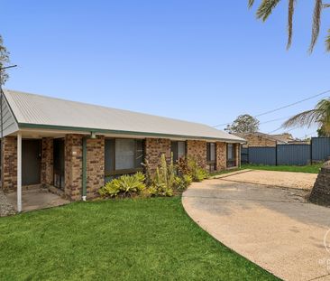 STUNNING FAMILY HOME IN BORONIA HEIGHTS - Photo 2