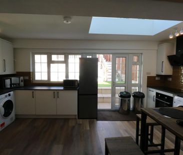 6 bedroom house share to rent - Photo 3