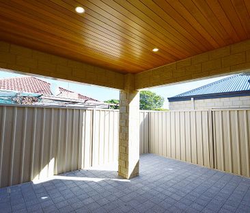 39B Halland Way, Westminster WA 6061 - Photo 4
