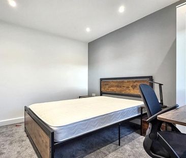 6 bedroom house to rent - Photo 4