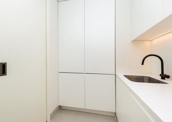 2 Bedroom Apartment with a view, Largo do Rato, Lisboa