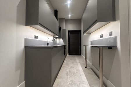 Jarrom Street - Photo 3