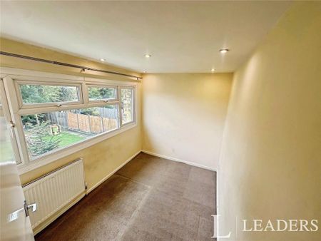 3 bedroom house to rent - Photo 2