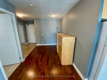 For Lease - 373 Front Street Unit# 2010, Toronto, Ontario - Photo 3