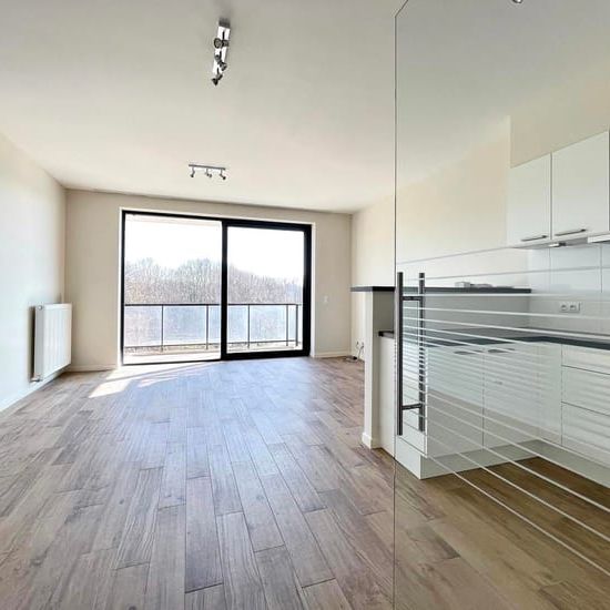 Appartement te huur - Photo 1