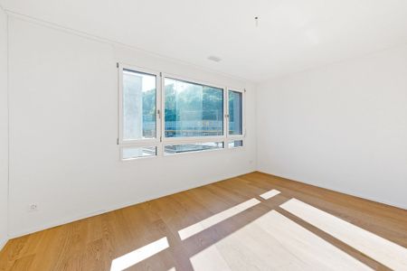 Well connected - Photo 2