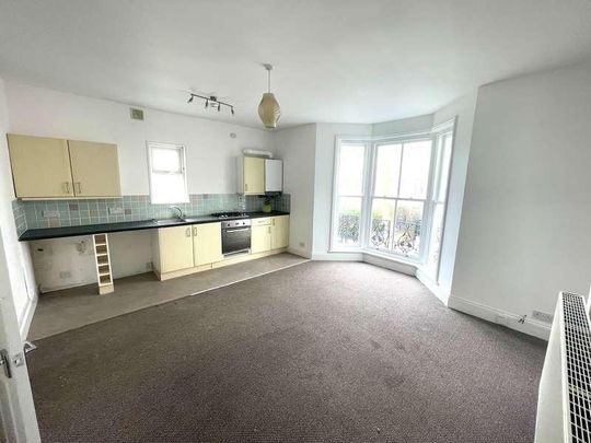 Pevensey Road, BN21 - Photo 1