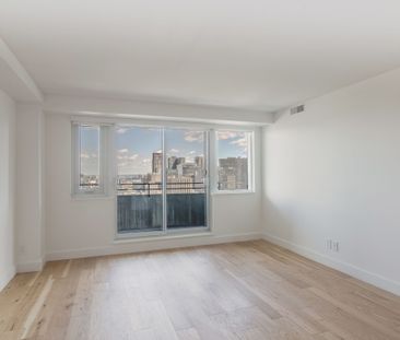 3460 Peel Street - Photo 2