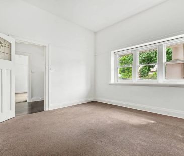 Superb Home Paired with an Unbeatable Location! - Photo 5
