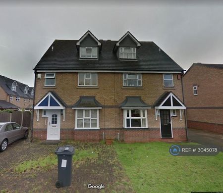 1 bedroom in a house share to rent - Photo 2