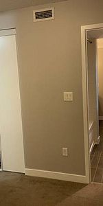 NEO-Cityplace 1 Bed + 1 Bed/Den Condo with Parking/Locker Incl - Photo 4