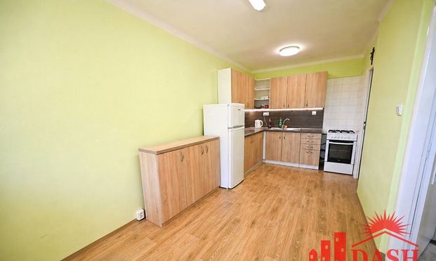 Na prenájom | 4 izbový byt | lodžia | Sihoť | Trenčín - Photo 1