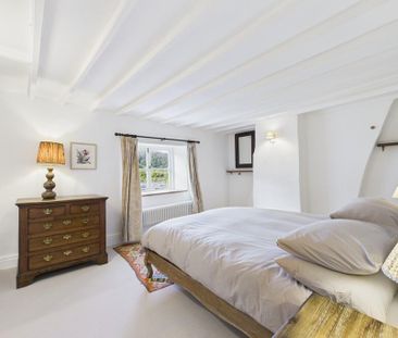 4 bedroom terraced house to rent - Photo 2