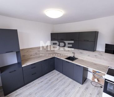 Pronájem bytu 2+1 70 m2 - Photo 2
