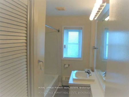 2773 Lake Shore Boulevard W #4 - Photo 3