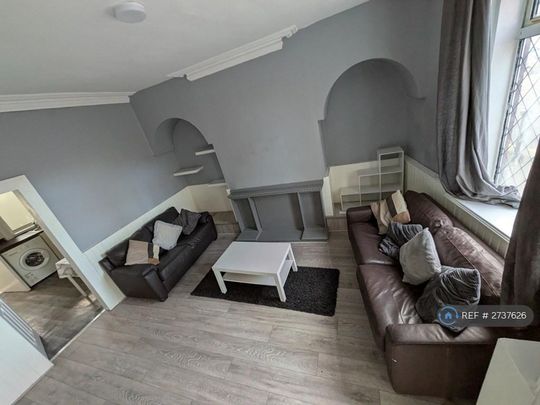 2 bedroom terraced house to rent - Photo 1