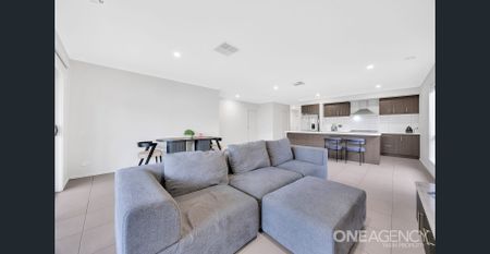 ✨ Modern Family Living in the Heart of Tarneit – 9 Maroa Street ✨ - Photo 4
