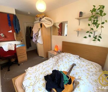 4 bedroom terraced house to rent - Photo 4