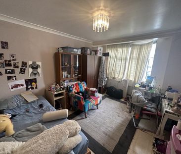 4 bedroom semi-detached house to rent - Photo 1