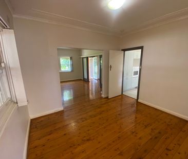 GREAT LOCATION!!! - Photo 3