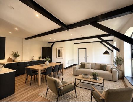 2 bedroom flat to rent - Photo 2