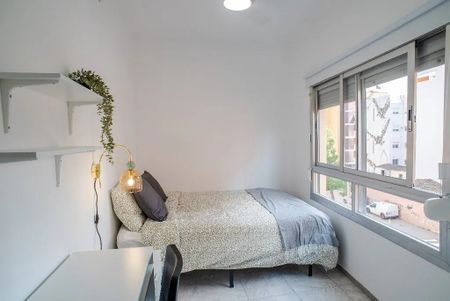 Carrer de Sant Lluís Bertran, Torrent, Valencian Community 46900 - Photo 5