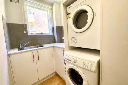 Short term rental for 3 months only. - Photo 4