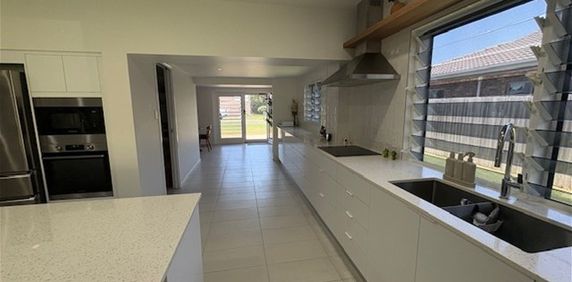 Seaside Retreat to Rent! - Photo 2