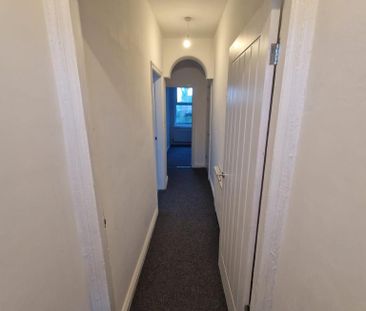 2 bedroom ground floor flat to rent - Photo 1
