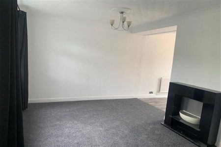 Shepton Drive, Manchester - Photo 3